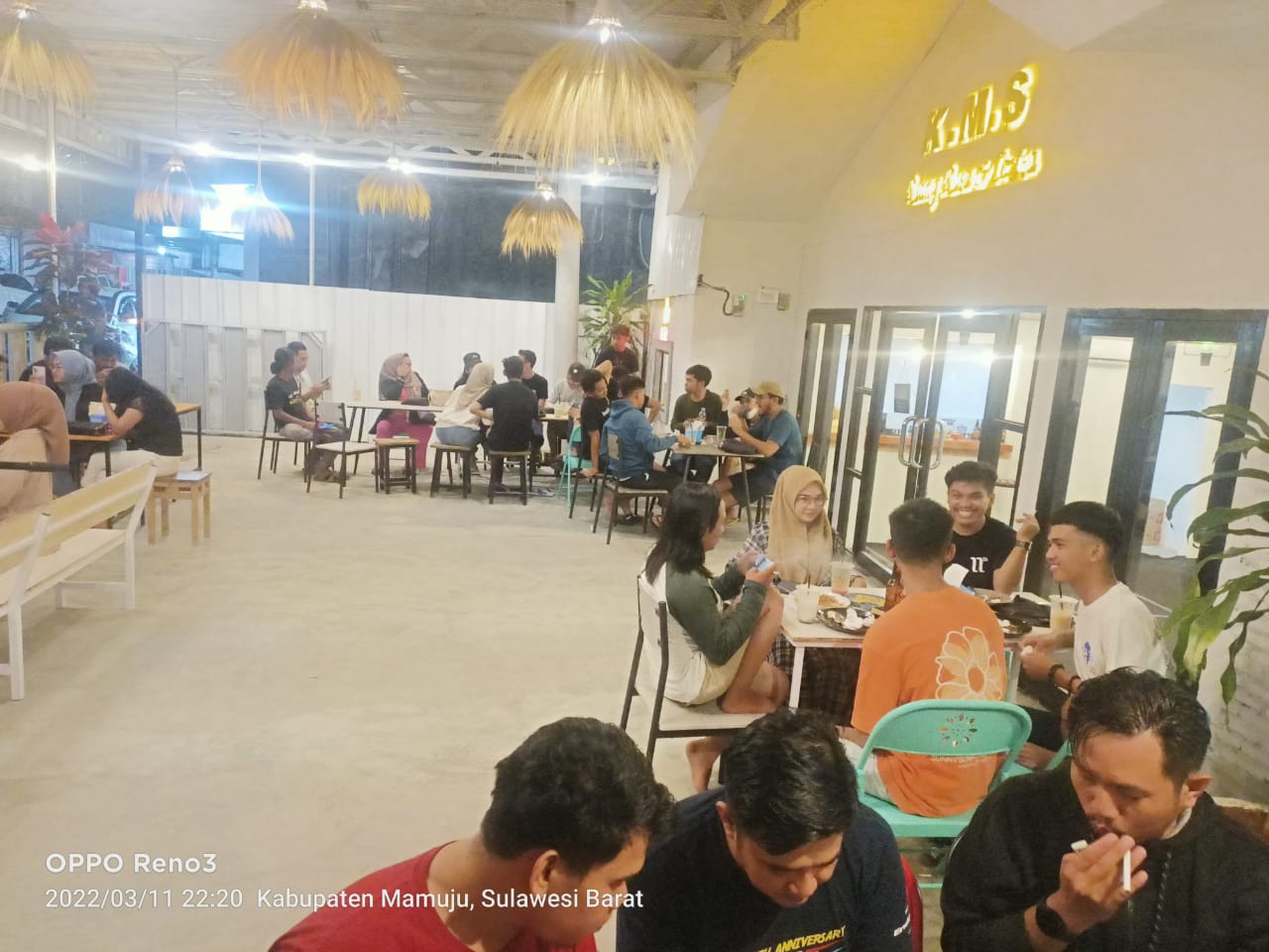 Coffee & Food KMS Mamuju Buka Kembali dengan Konsep Baru